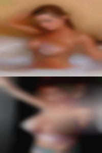 Light sub/dom pussy play.