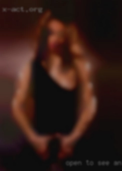 Open to see where that anal slut in Rockford, IL may go.